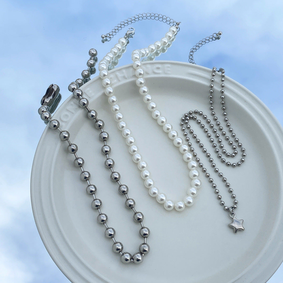 Minimalist Punk Star Alloy Plated Imitation Pearl Ball Chain Necklace for Women