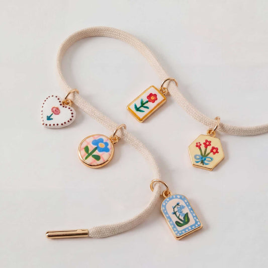 Vintage Sweet Hand-Painted Floral Heart Enamel Brass Shoe Charm
