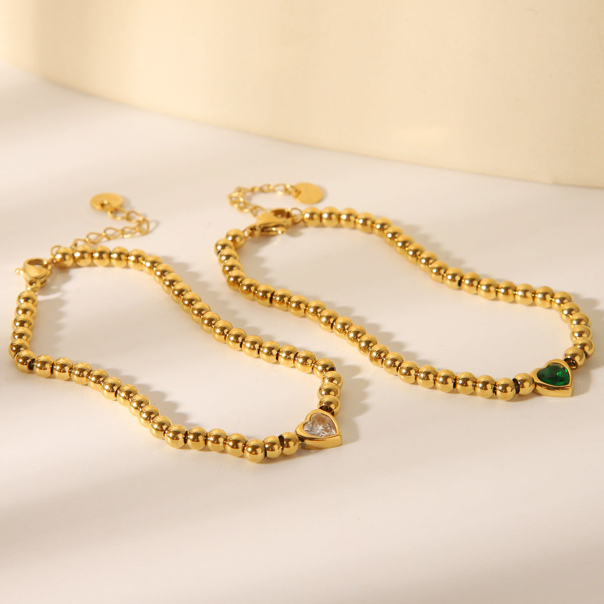 Ins Style Heart-Shaped Beaded Bracelet for Women Made of Titanium Steel with 18K Gold Plating
