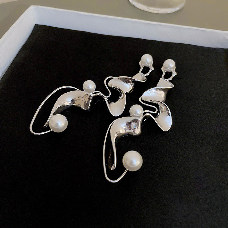 Orecchini a Nappa Geometrici Minimalisti in Metallo Placcato con Perni in Argento Sterling