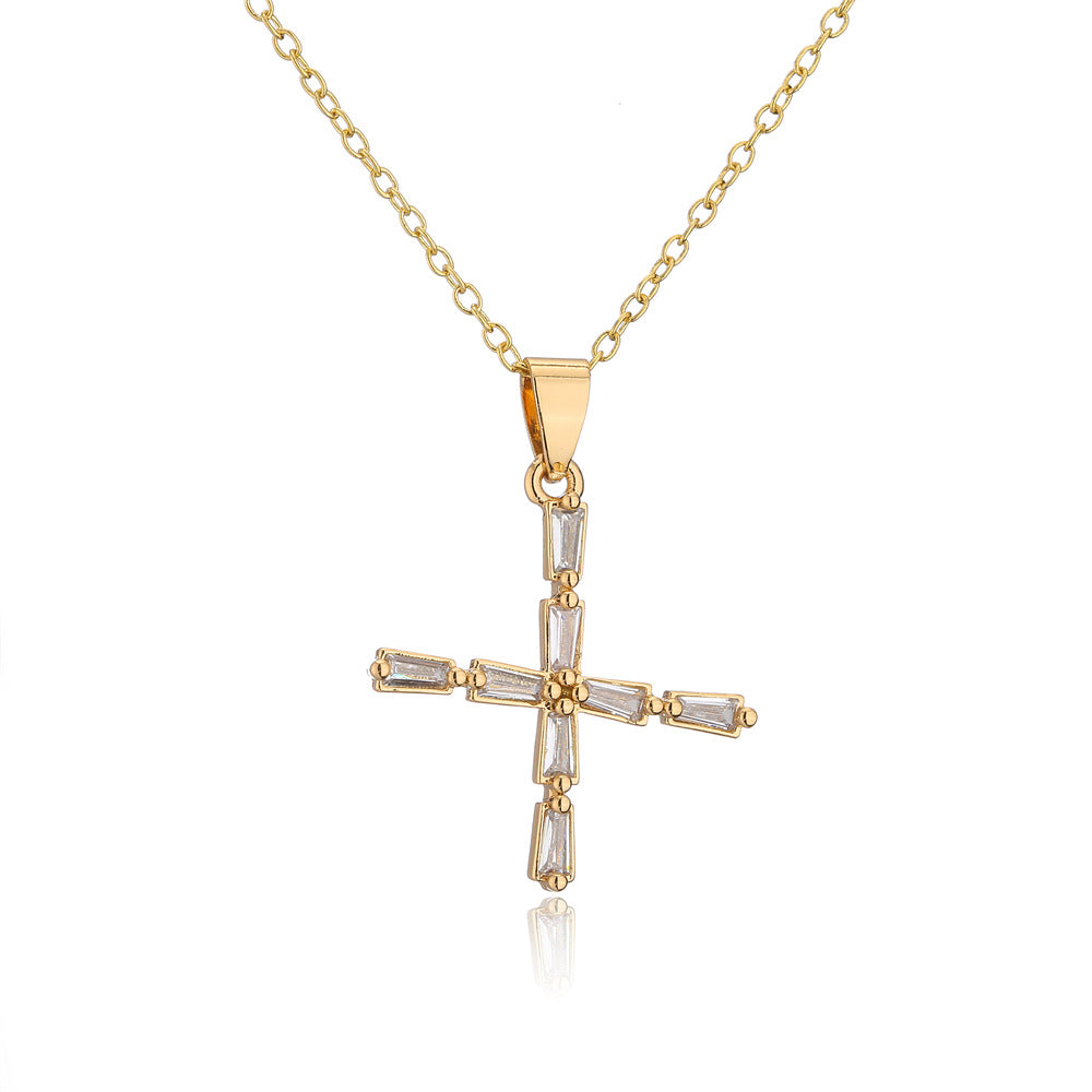 Collana da donna con ciondolo a lettera minimalista in ottone, placcata in oro 18K con intarsio di zirconi