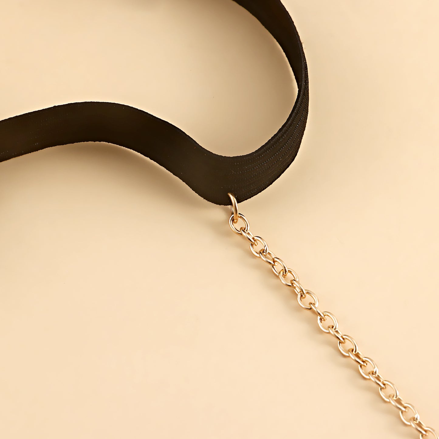 Bohemian Hip-hop Black Butterfly Geometric Metal Leg Chain for Women