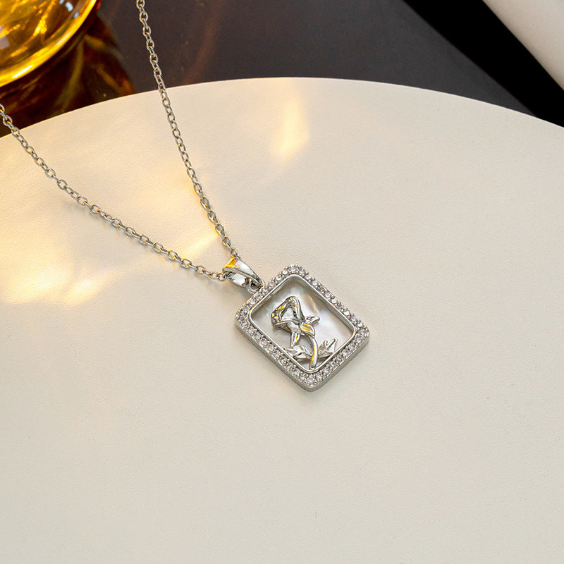 Elegant French-Style Geometric Rose Pendant Necklace for Women Made of Titanium Steel with Gold Inlay and O-Chain