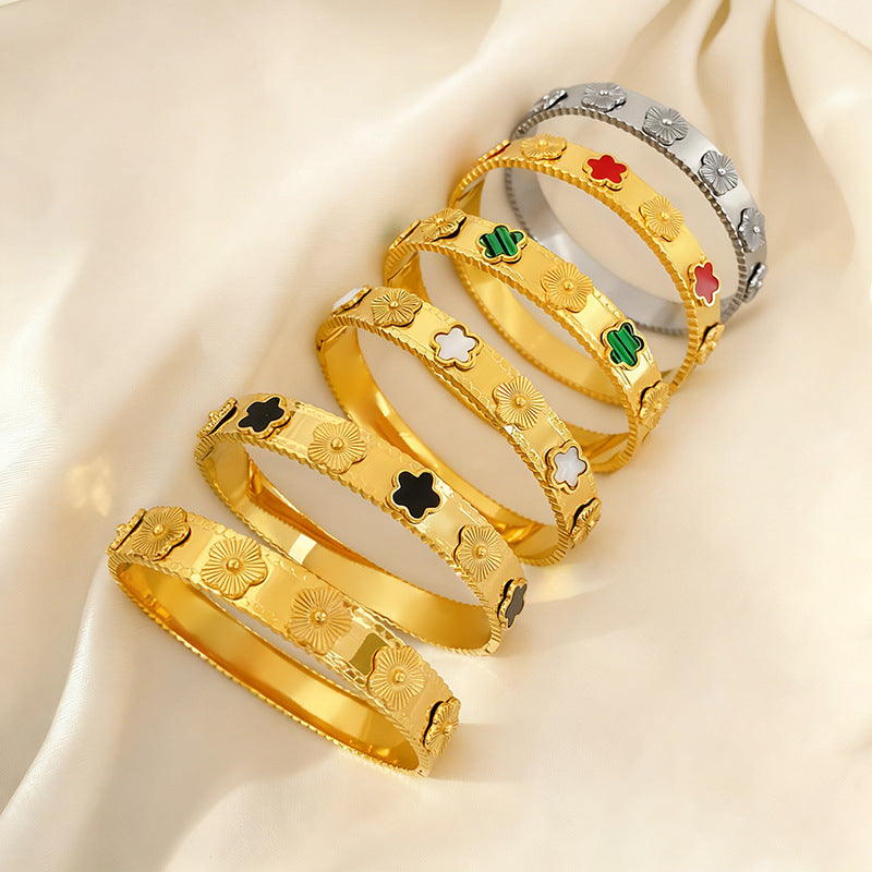 Five-Color Brushed Geometric Clover 18K Gold Plated Titanium Steel Open Cuff Bracelet for Women