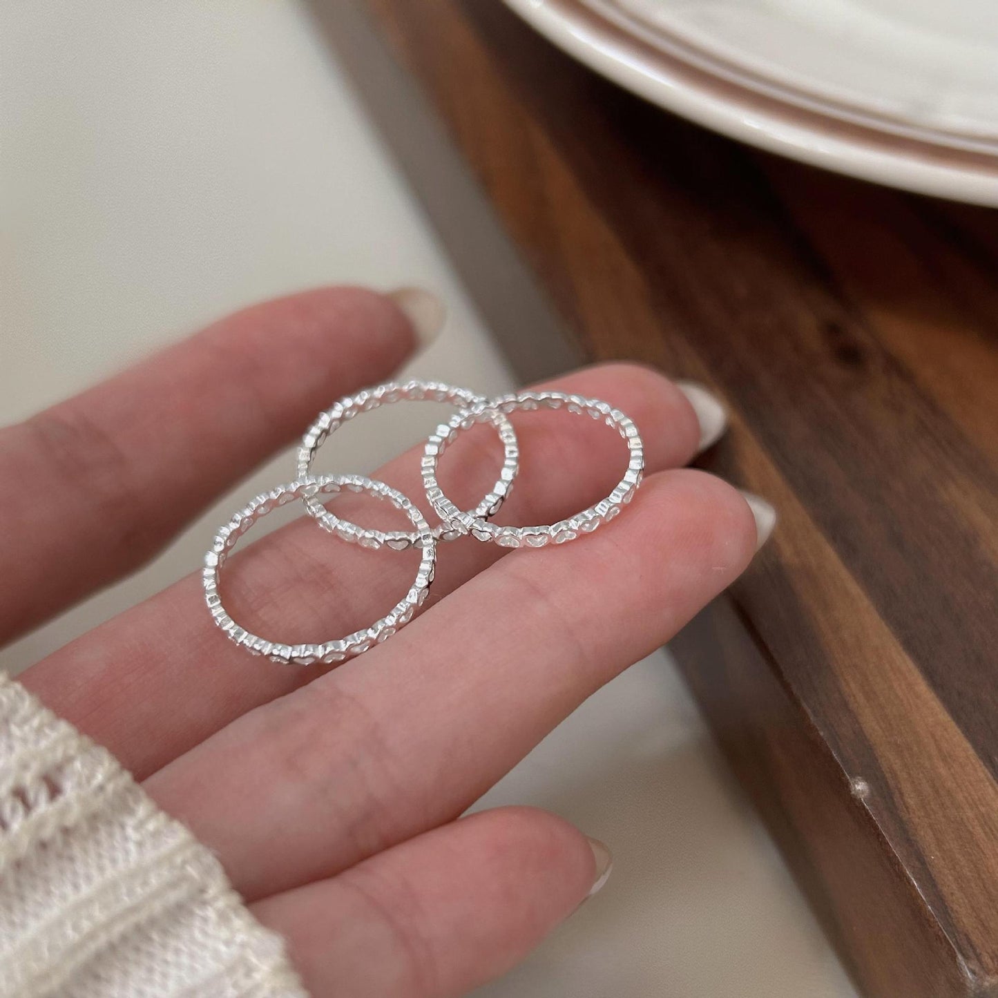 Minimalist Geometric Heart-Shaped 925 Sterling Silver Ring with Polished Finish for Women