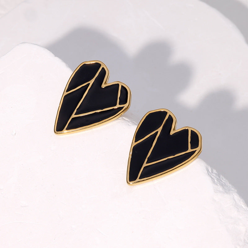 Minimalist Heart-Shaped Stainless Steel Stud Earrings with 18K Gold Plating for Women