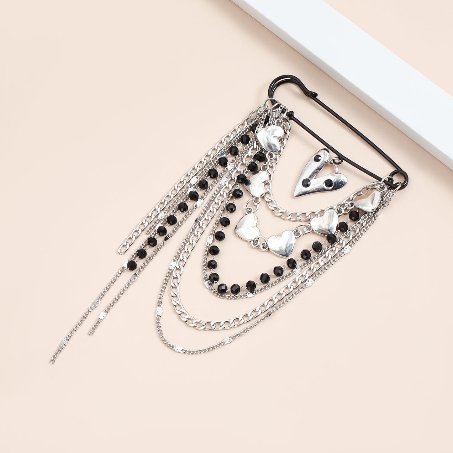 Sweet Streetwear Y2K Geometric Heart Alloy Plated Tassel Brooch with Black Beads
