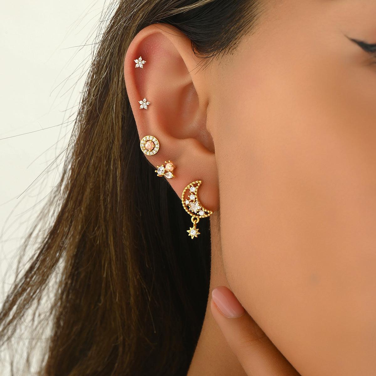 Pendientes de Cobre Minimalistas en Forma de Estrella con Incrustaciones de Circonita para Mujer, Set de Pendientes Geométricos Celestiales