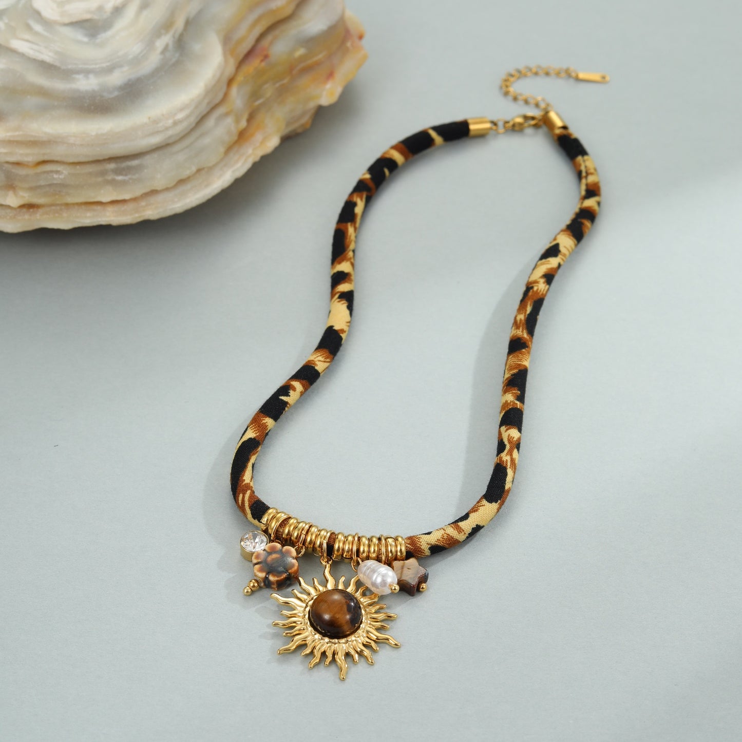 Collana da donna alla moda in acciaio inossidabile geometrico con placcatura in oro 18 carati