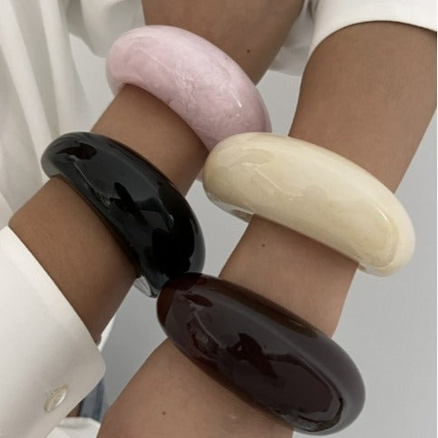 Bracciale Irregolare Astratto Testurizzato con Drip in Olio Acrilico