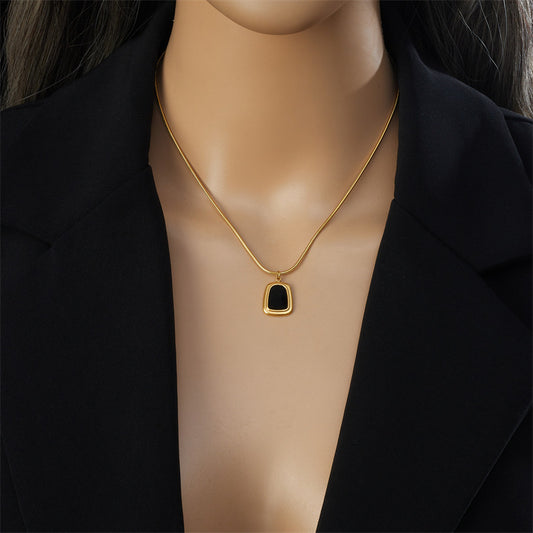 Parure di Collana con Ciondolo Trapezoidale Geometrico e Orecchini, Ispirata al Vintage, in Acciaio Inossidabile Placcato Oro, da Donna