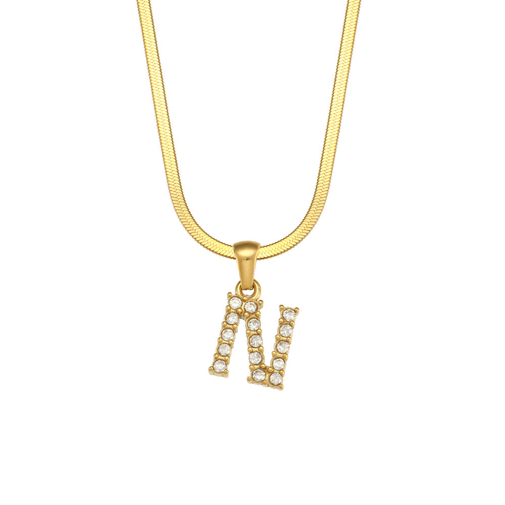Collana Minimalista con Ciondolo a Lettera in Acciaio Inossidabile con Placcatura in Oro 18K e Zircone su Catena a Serpente Piatta per Donna