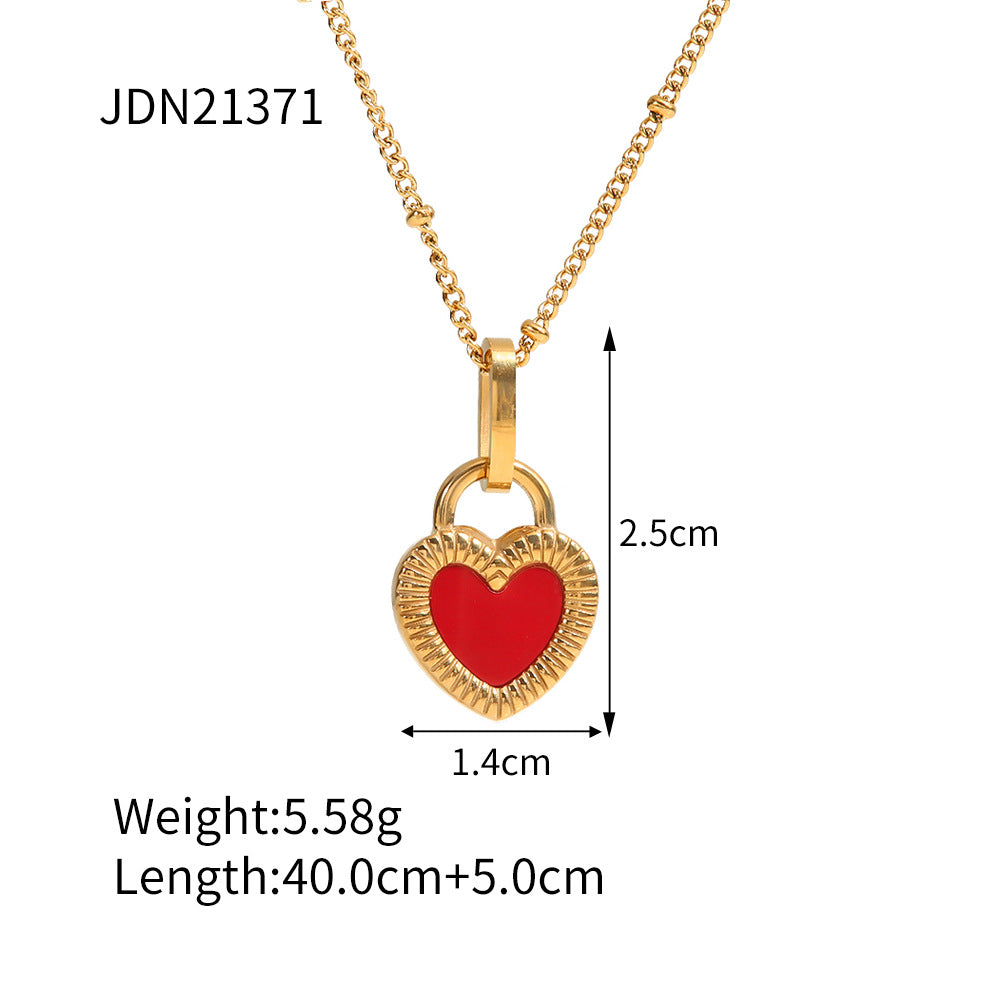 Retro Minimalist Double-Sided Heart Pendant Necklace for Women Stainless Steel with Plated Finish