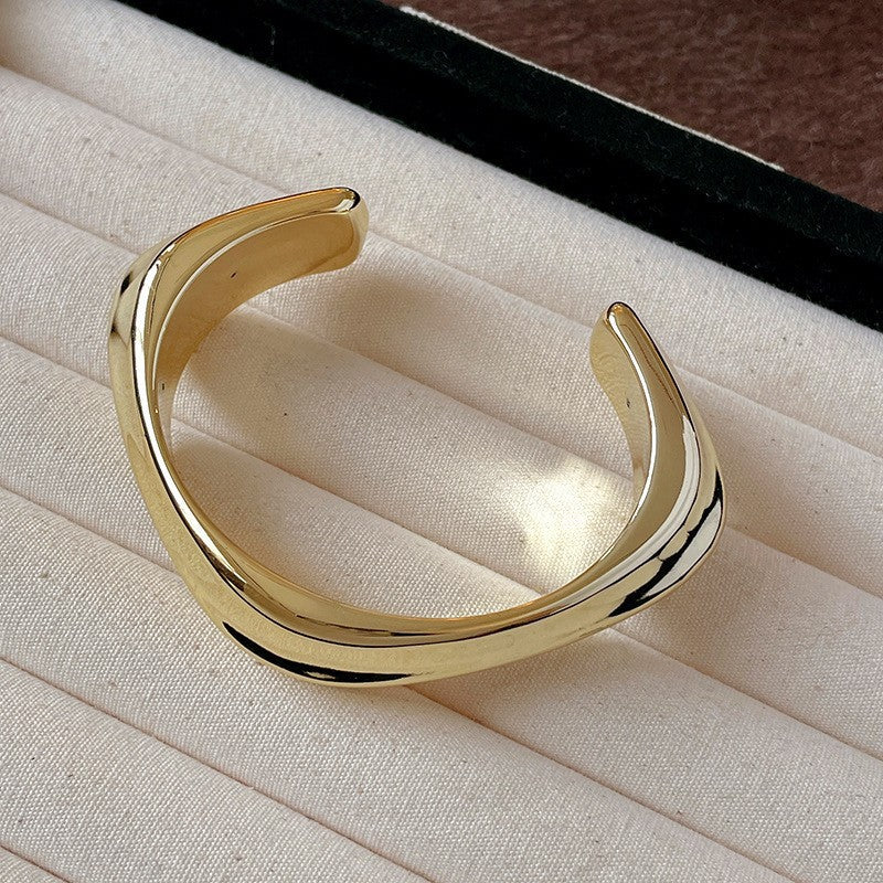 Pulsera de acrílico ovalada a rayas para mujer con diseño geométrico y atrevida declaración de moda