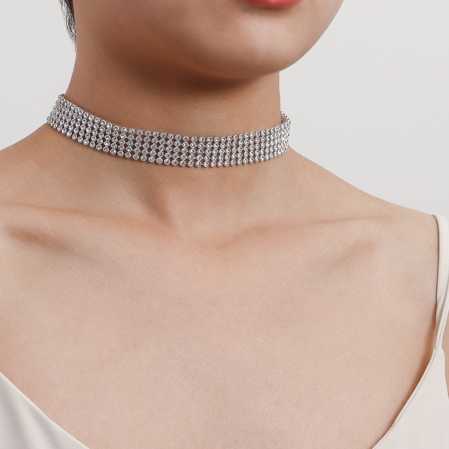 Geometric Alloy Choker Necklace with Plated Finish for Women Short Clavicle Chain Multi-Layer Rhinestone-Studded Neckwear