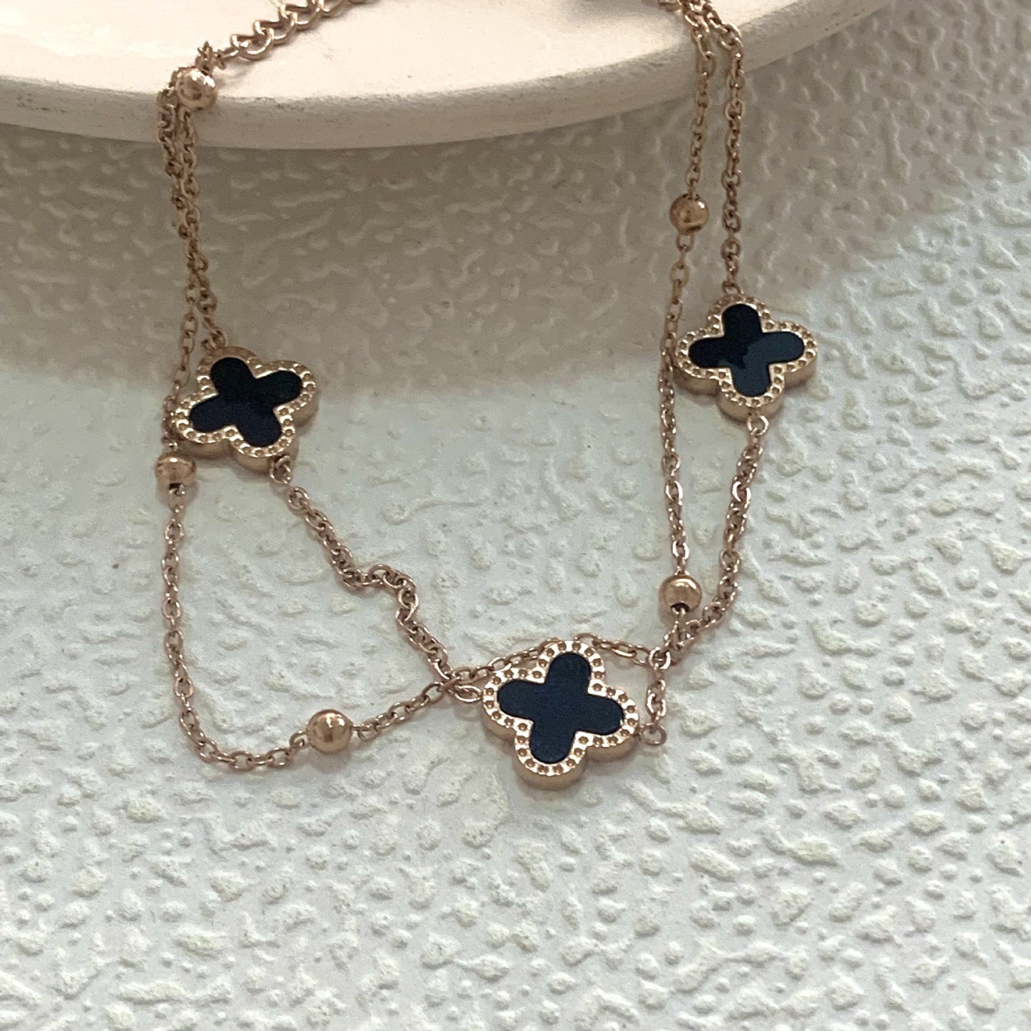 Luxury Elegant Geometric Rose Gold Plated Stainless Steel Four-Leaf Clover Bracelet with Double Layer Pearls