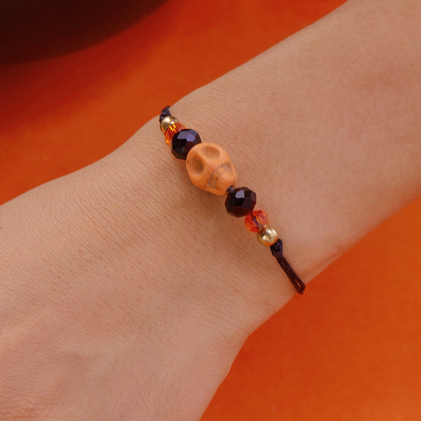 Pulsera de resina con calavera de calabaza de Halloween dulce y atrevida con motivos florales para mujeres y hombres
