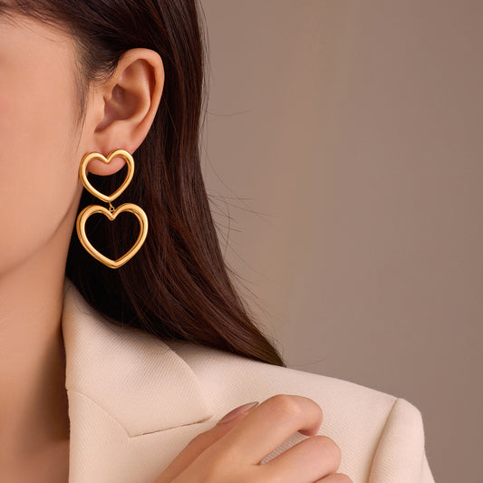 Pendientes de Acero Inoxidable Estilo OL de Moda con Colgante de Corazón Calado, Baño de Oro de 18K y Detalle de Flecos