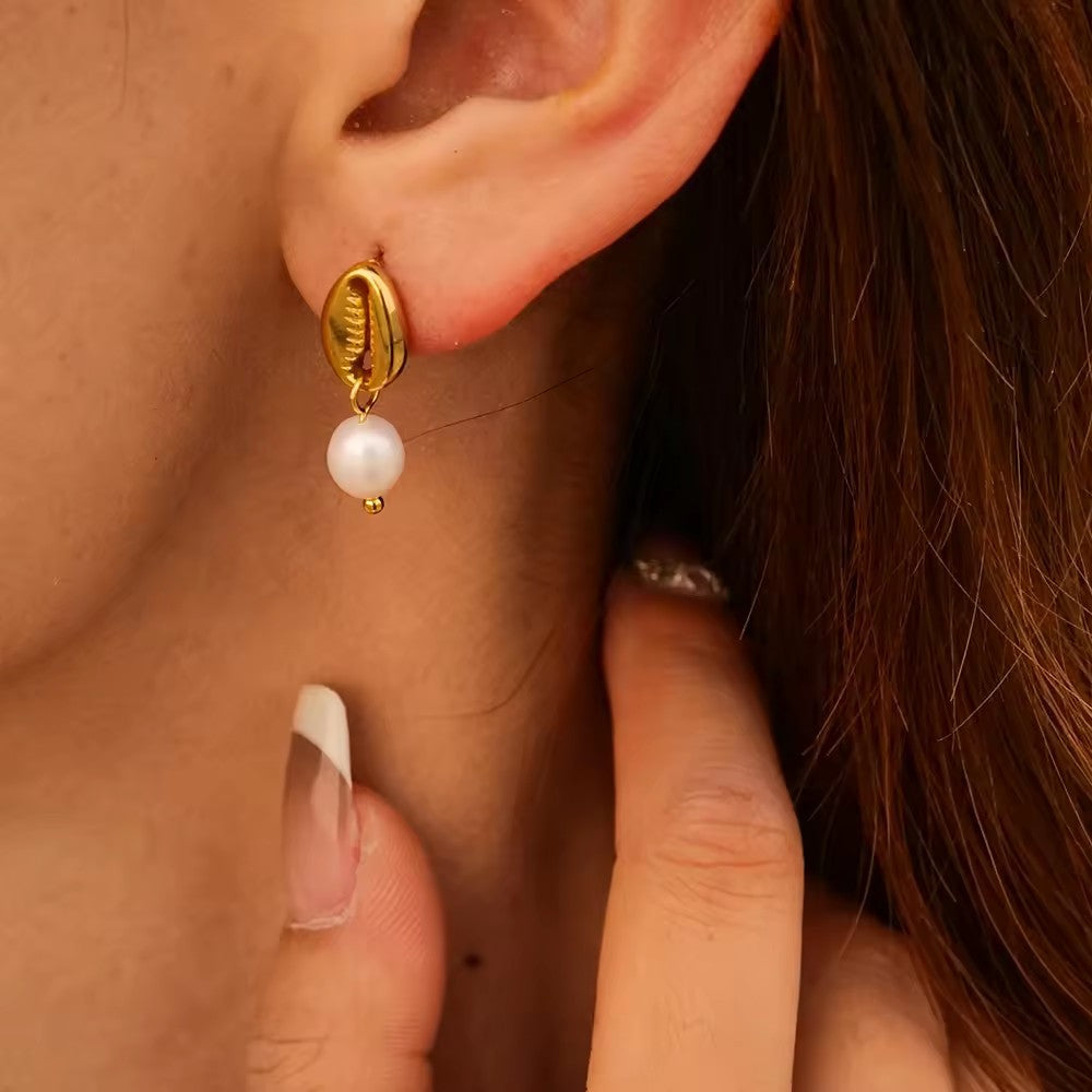 Pendientes colgantes de ginkgo de acero inoxidable chapado en oro de 18 quilates estilo Ins con perla de agua dulce para mujer