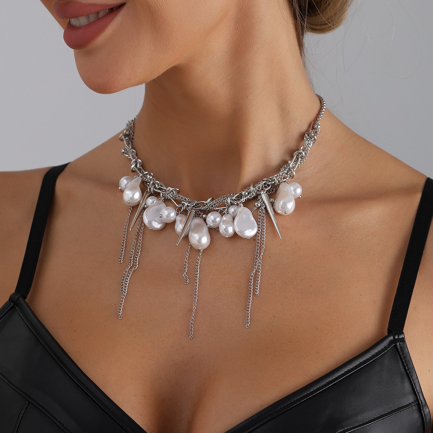 Sweet Streetwear Geometric Heart Alloy Plated Pearl Tassel Choker Necklace for Women