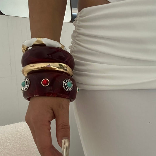 Ethnic Geometric Round Floral Acrylic Bracelet with Rhinestone and Turquoise Inlay Plated Finish