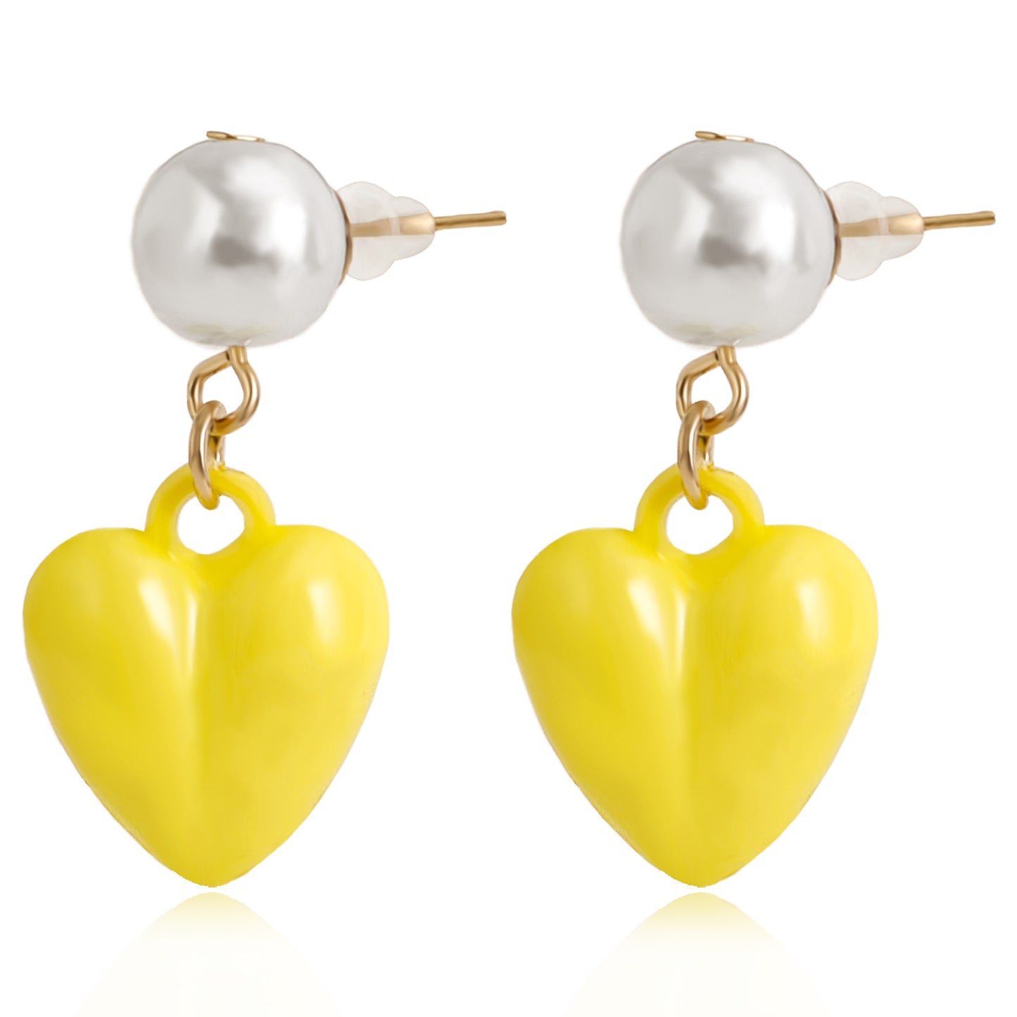Minimalist Heart-Shaped Alloy Ear Studs with Iridescent Pearl Accents for Women