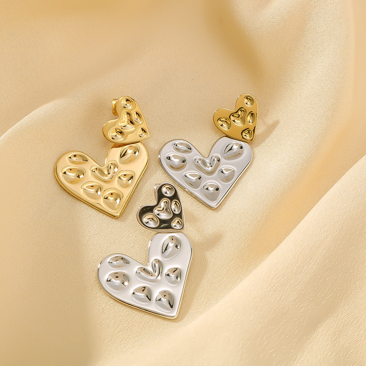 Pendientes colgantes estilo Ins de doble capa en forma de corazón en acero inoxidable con baño de oro de 18K