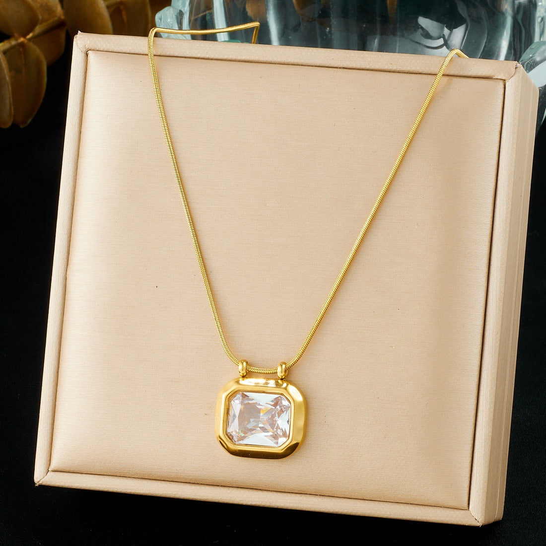 Vintage Geometric Square Round Rhinestone Inlay Gold Plated Stainless Steel Pendant Necklace with Snake Chain for Women