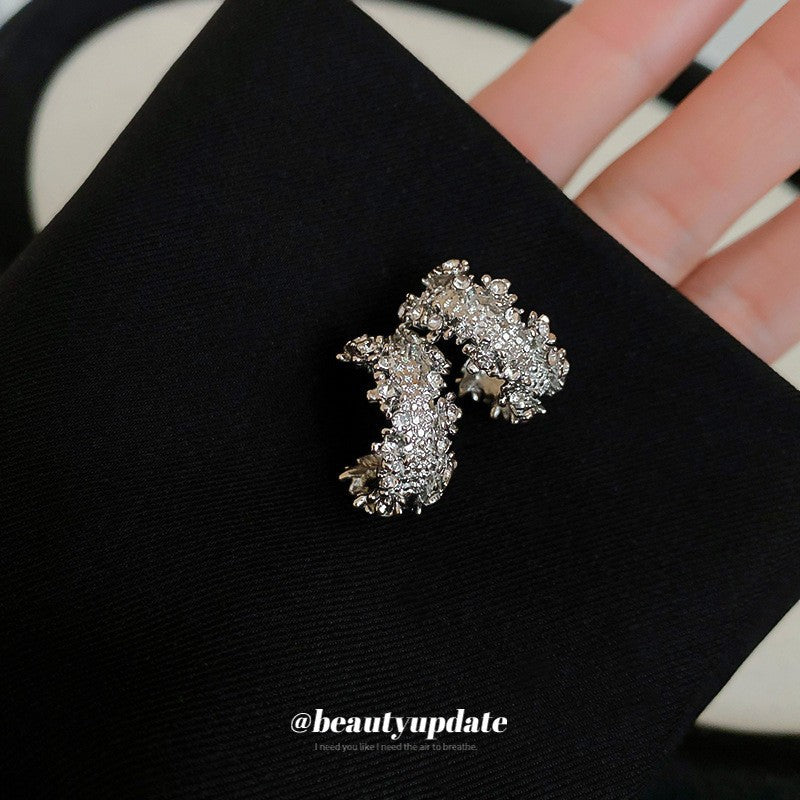 Pendientes de Flores Geométricas con Incrustaciones de Diamantes de Imitación en Cobre Bañado y Postes de Acero Inoxidable para Mujer, Joyería de Oreja de Lujo Minimalista y de Moda para el Día a Día