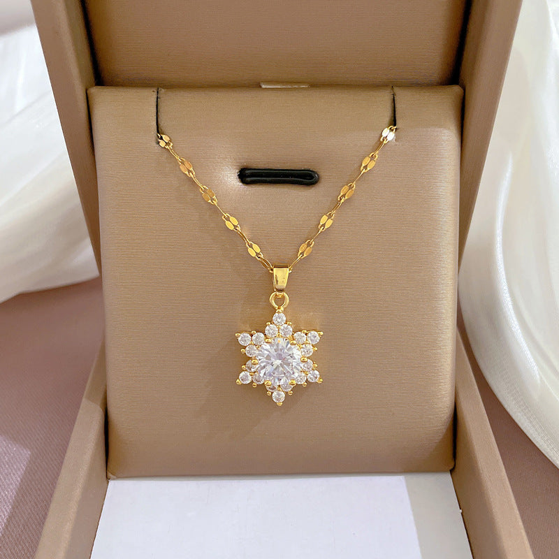 Collar de cadena de titanio y acero geométrico de lujo con incrustaciones de diamantes de imitación para unisex