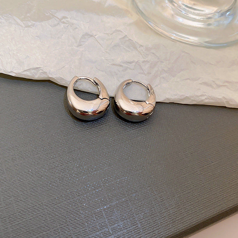 Orecchini da Donna a Cerchio Geometrico in Metallo e a Perno a Cuore, Stile Vintage con Finitura Placcata