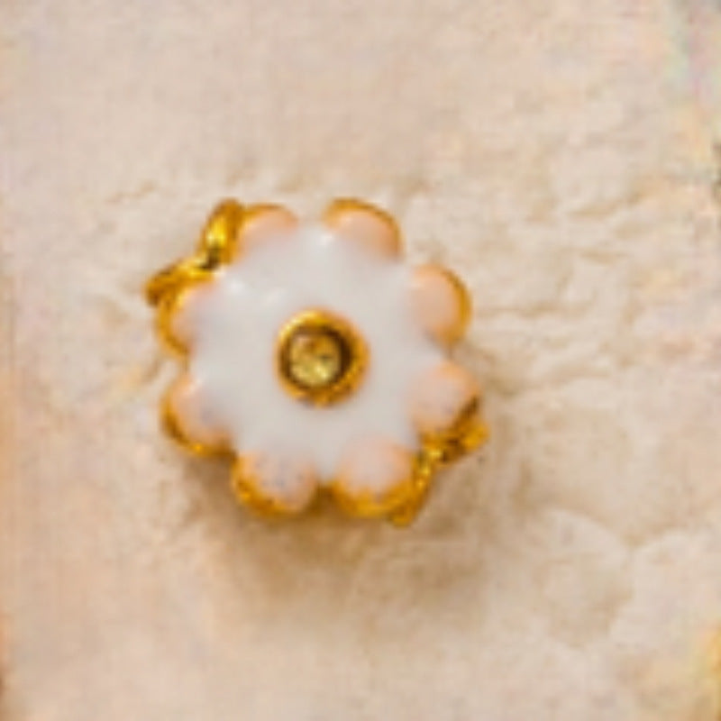 Sweet 14K Gold Plated Brass Floral Pearl Heart Star Geometric Plant Pendant Necklace Charm Bar