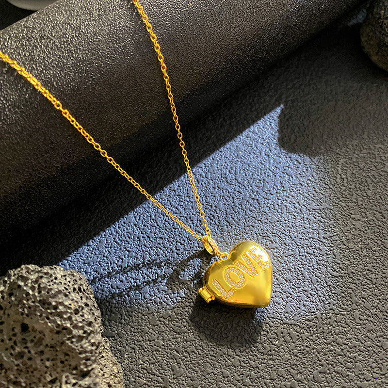 Vintage Micro-Paved Cubic Zirconia Crown Heart Star Geometric Brass Pendant Titanium Steel Box Chain Necklace for Unisex