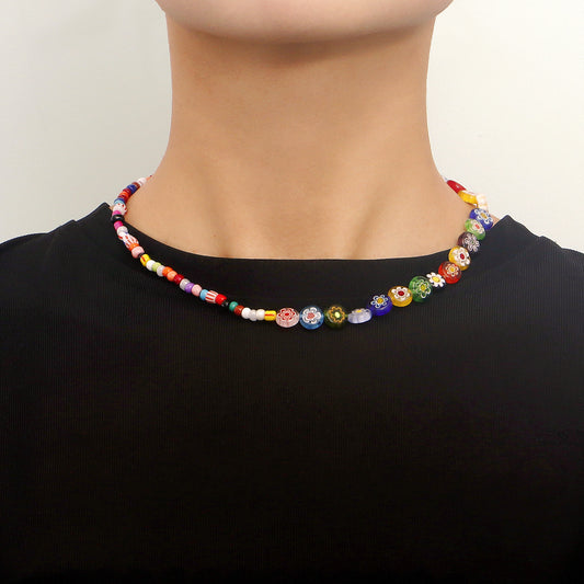 Collar con colgante de flor arcoíris de cristal geométrico hecho a mano para mujer con estilo fresco y dulce
