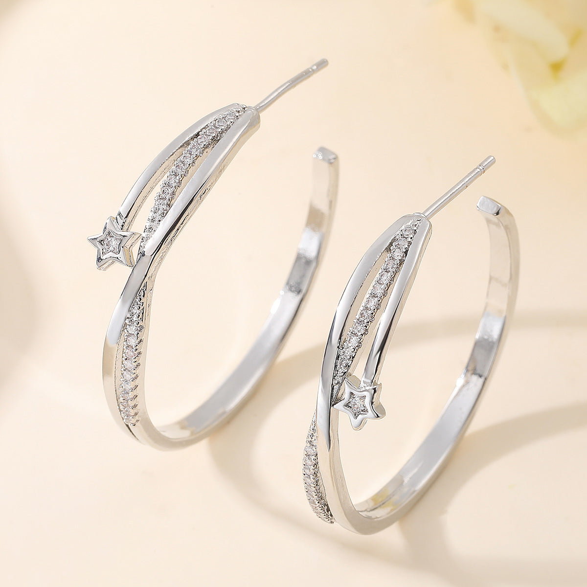 Fashion Geometric 18K Gold Plated Brass Cubic Zirconia Hoop Earrings for Women