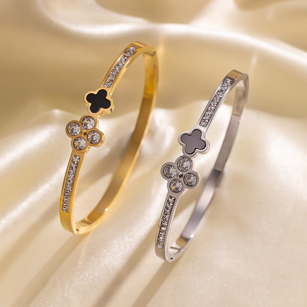 Minimalist Clover-Shaped Titanium Steel Bracelet with Rhinestone Inlay and Mother-of-Pearl Accents for Women