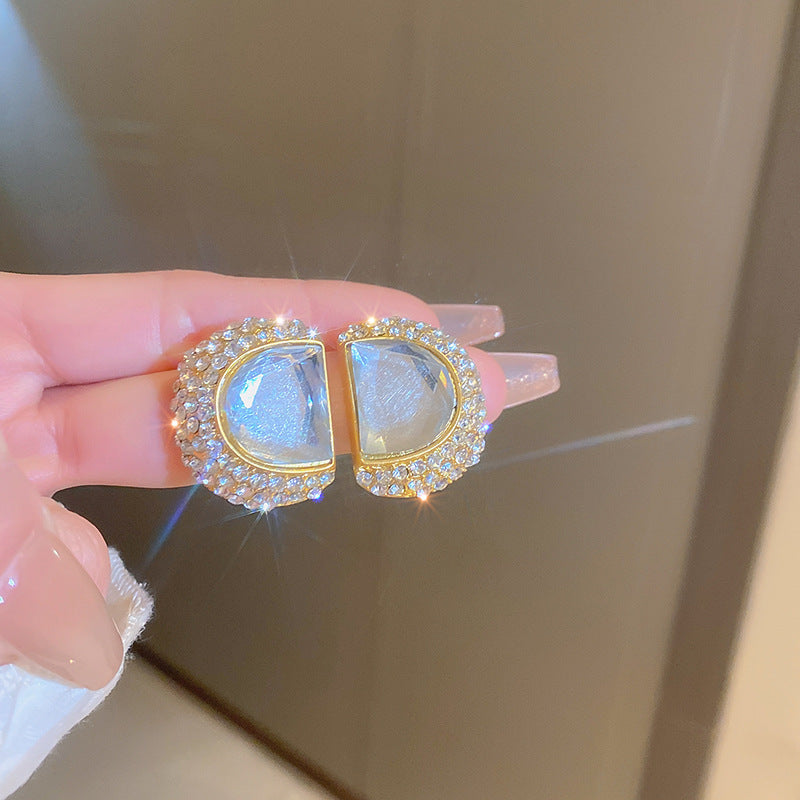 Orecchini a perno vintage in lega a forma di goccia con intarsio in strass e perni in acciaio inossidabile da donna