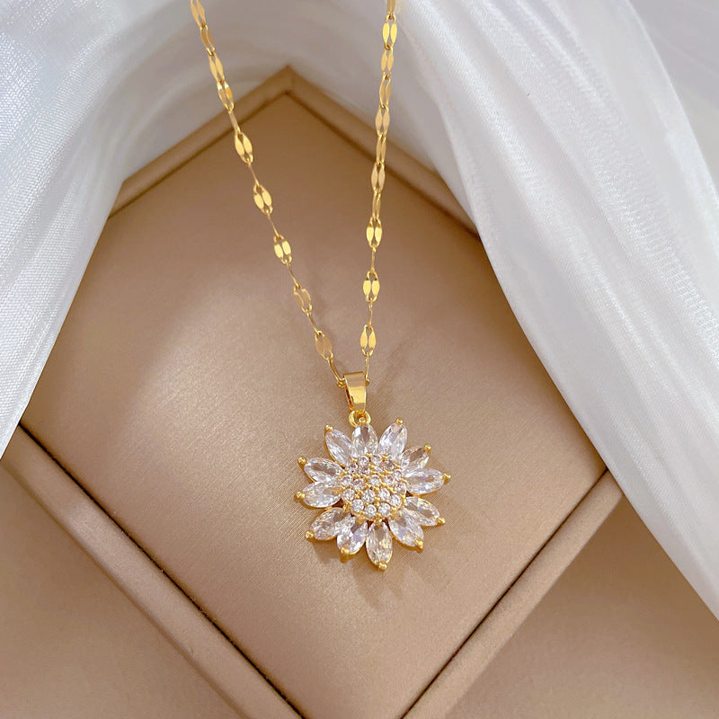 Sunflower Luxury Banquet Wedding Necklace for Women Titanium Steel Geometric Clavicle Chain