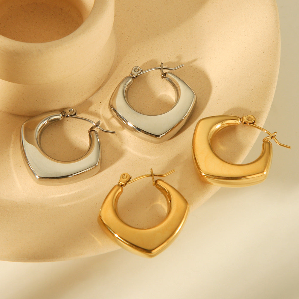 Geometric Hollow Stainless Steel Earrings for Women with Vacuum Plating Finish Fashionable and Fade-Resistant