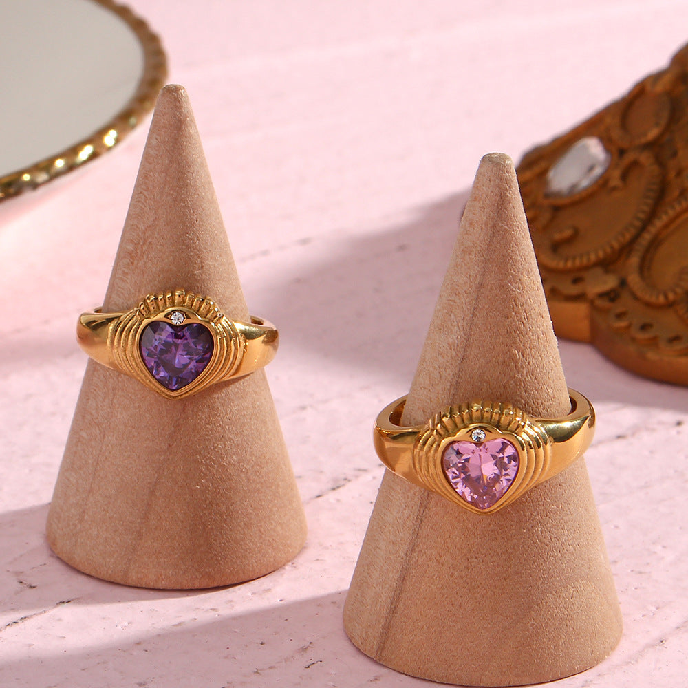 Luxury Vintage-Inspired Geometric Crown Heart Ring in Stainless Steel with 18K Gold Plating and Zircon Inlay