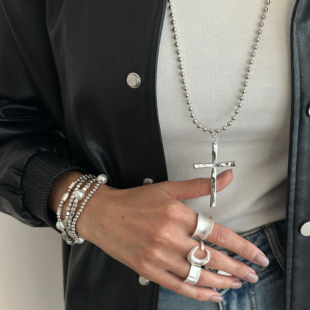 Minimalist Matte Plated Alloy Cross Moon Heart Pendant Necklace and Ring Set for Women