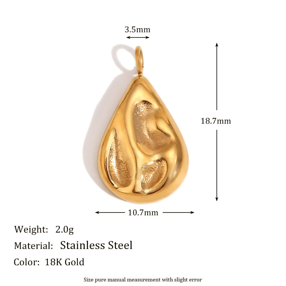 Fashionable Heart and Moon Geometric Pendant in Stainless Steel with 18K Gold Plating and Hammered Texture