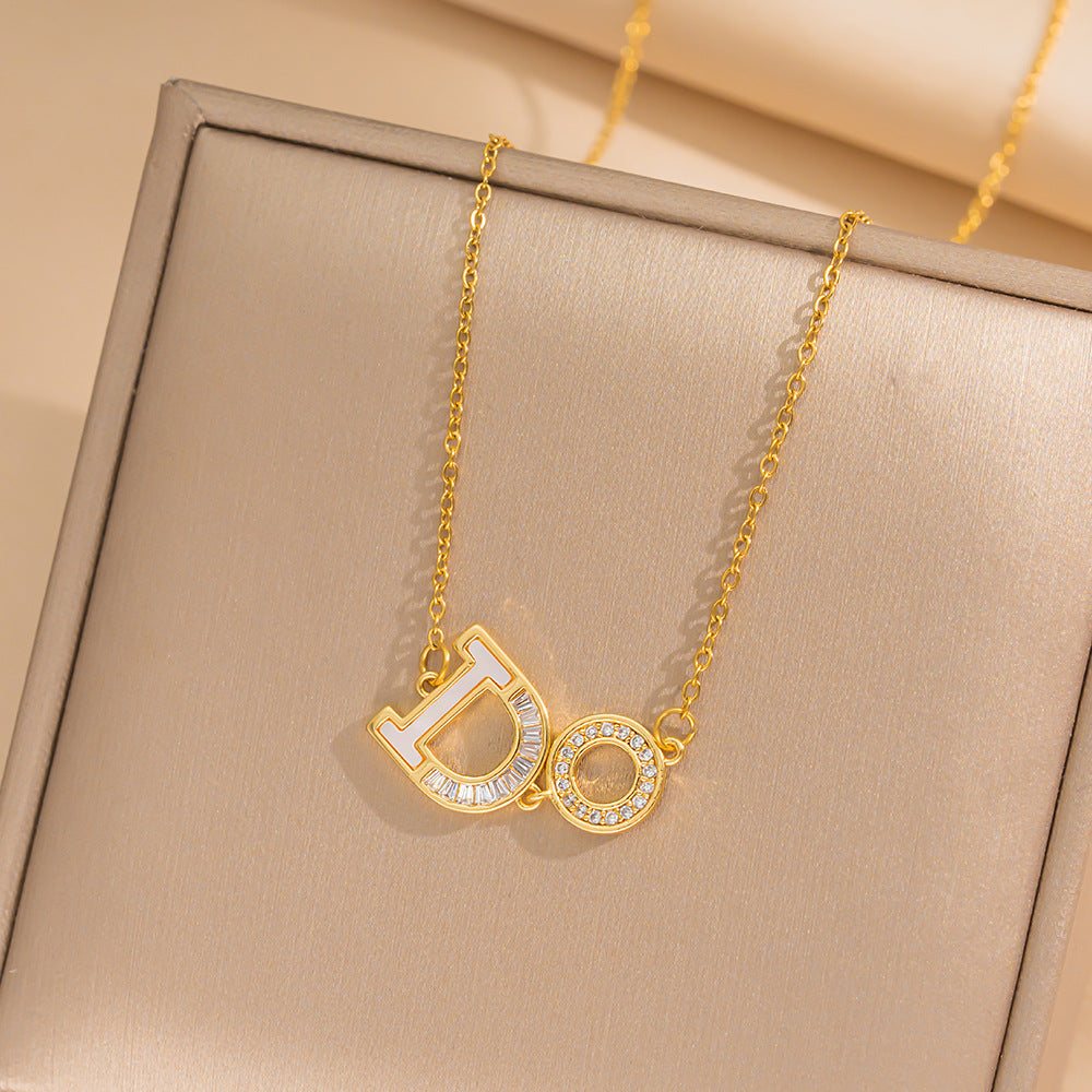 Minimalist Geometric Titanium Steel Necklace for Women with Gold Plating Locket Chain Fashion Accessory
