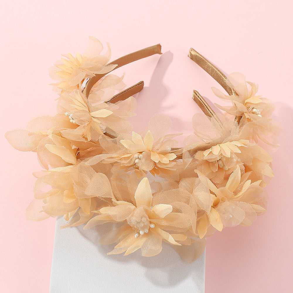 Sweet Princess-Style 3D Floral Headband for Girls Made of Fabric with Handcrafted Detailing