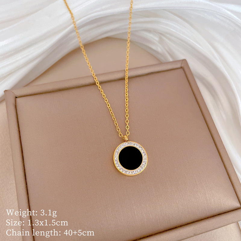 Minimalist Titanium Steel Geometric Agate Pendant Necklace for Women Gold-Plated Clavicle Chain Fashion Office Wear