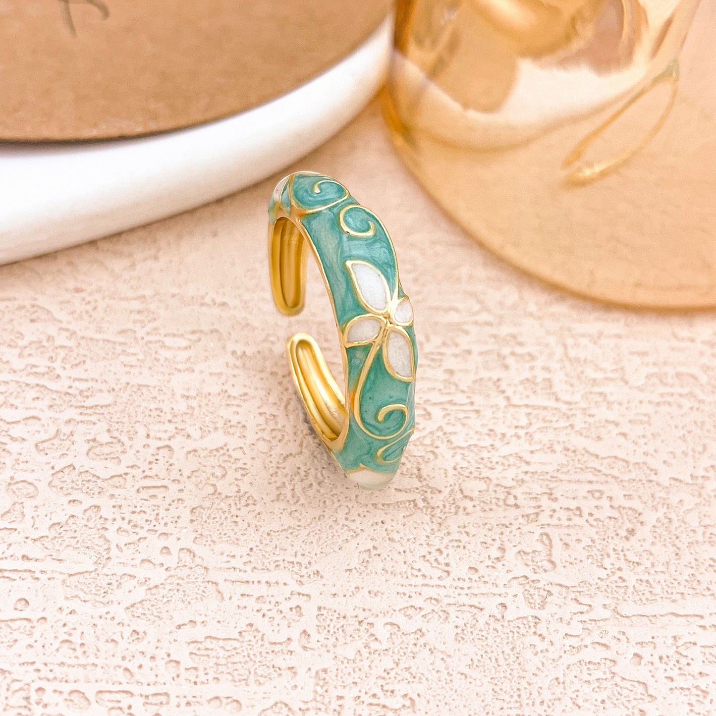 Luxury Elegant Floral Enamel Drip Oil Plated Alloy Round Ring for Women