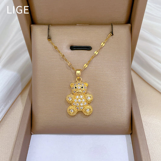 Collar con colgante de oso minimalista de acero de titanio con incrustaciones de pedrería, cadena de clavícula delicada para mujer