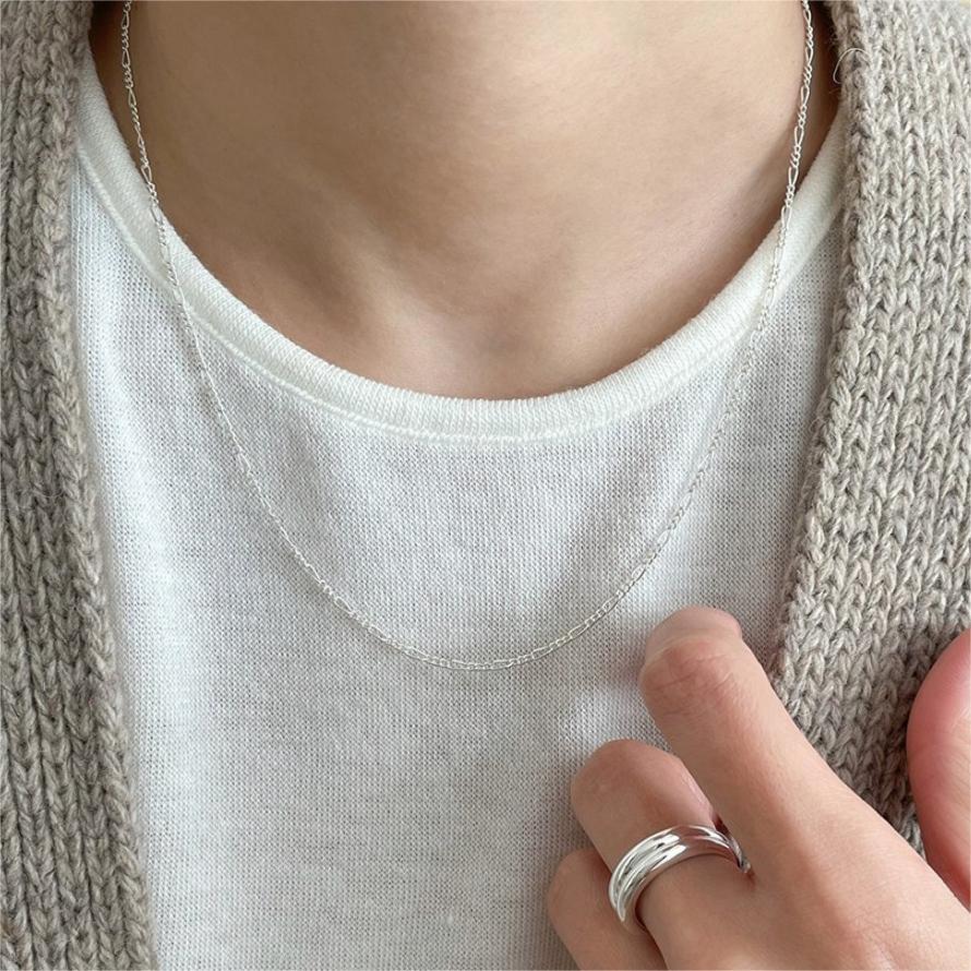 Collana Minimalista Mamma-Figlia in Argento con Motivi Geometrici e di Bambola in Argento Sterling 925