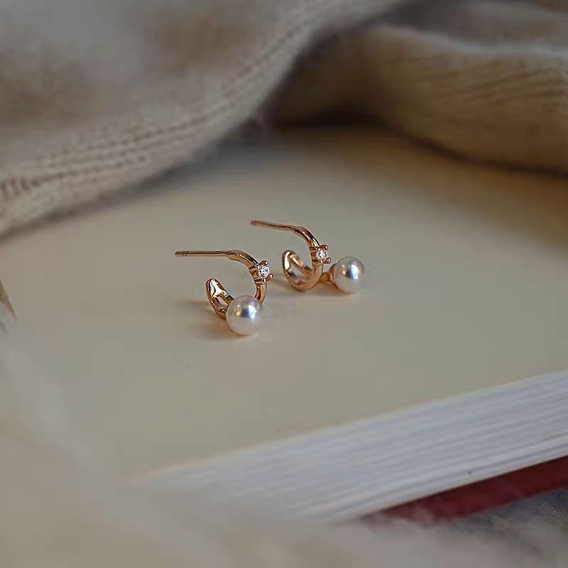 Eleganti Orecchini a Perno Doppi con Perle in Stile Francese e Accenti di Zirconi, Design Geometrico, Perno in Acciaio Elettroplaccato, Abbigliamento da Ufficio Alla Moda per Donne