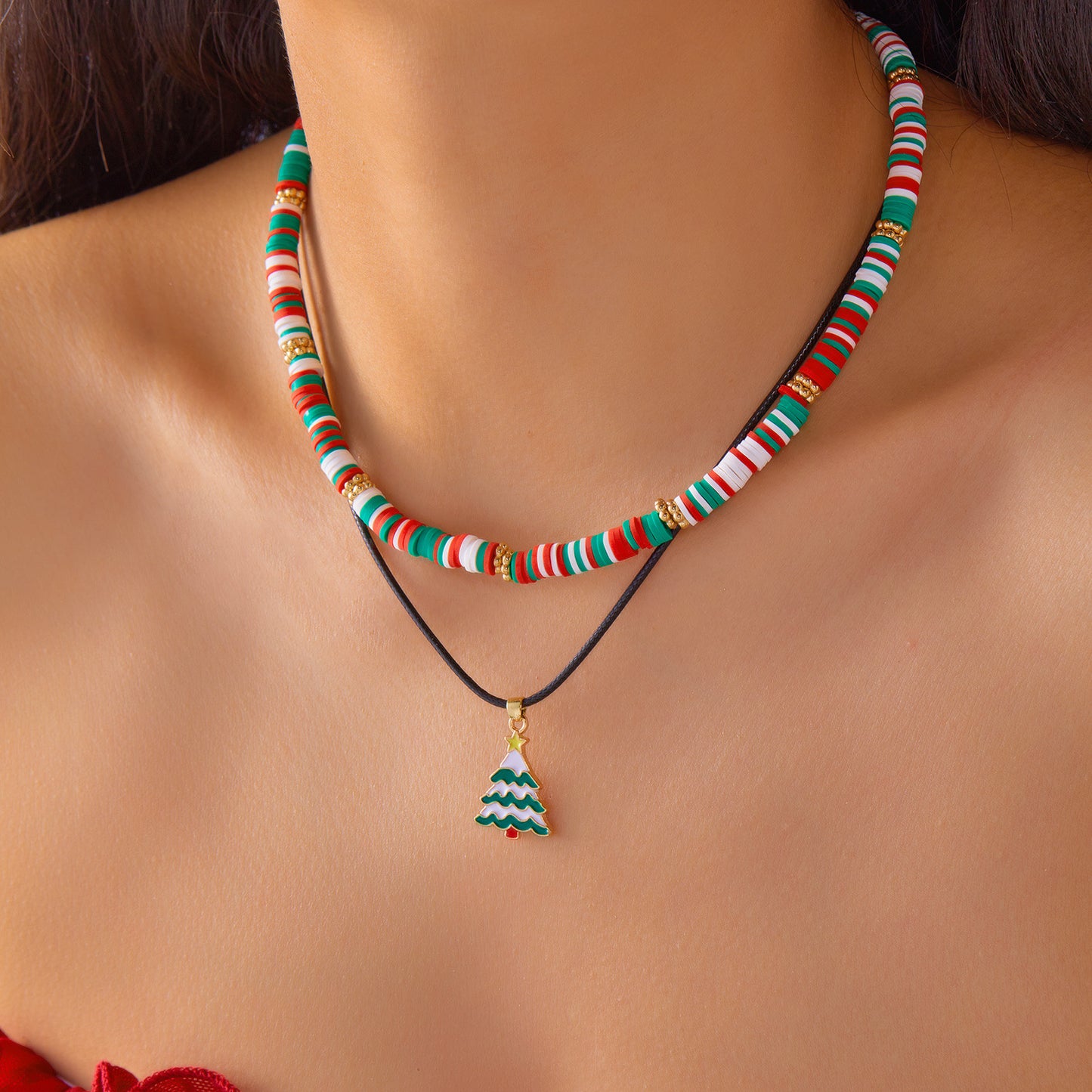 Collar de Navidad hecho a mano de arcilla polimérica para mujer con colgante de muñeco de nieve, reno y copo de nieve en cadena de cuentas